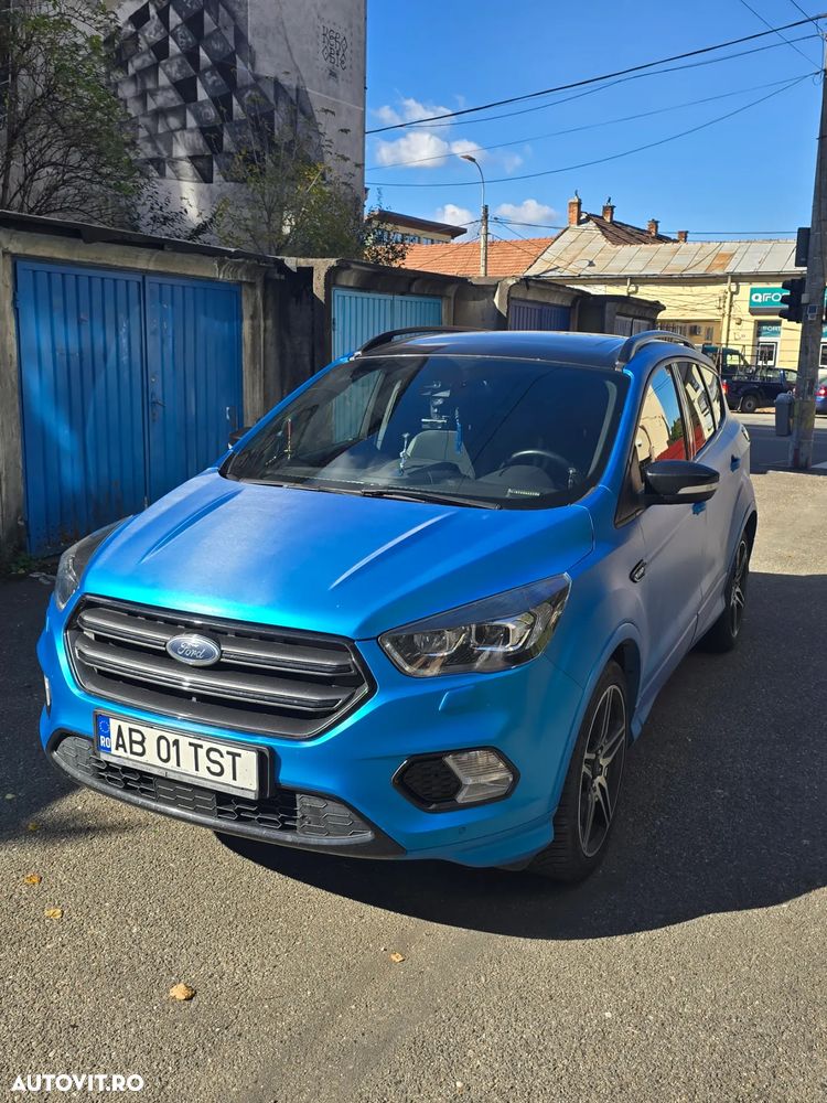 Ford Kuga - 2