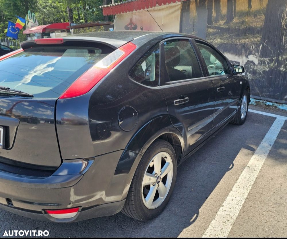 Ford Focus 1.6 Ti-VCT Style - 5