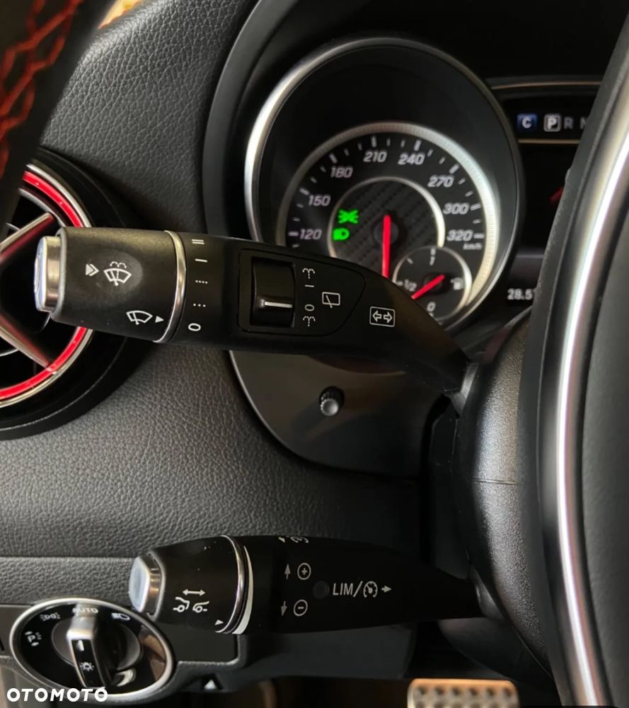 Mercedes-Benz CLA AMG 45 4-Matic - 23