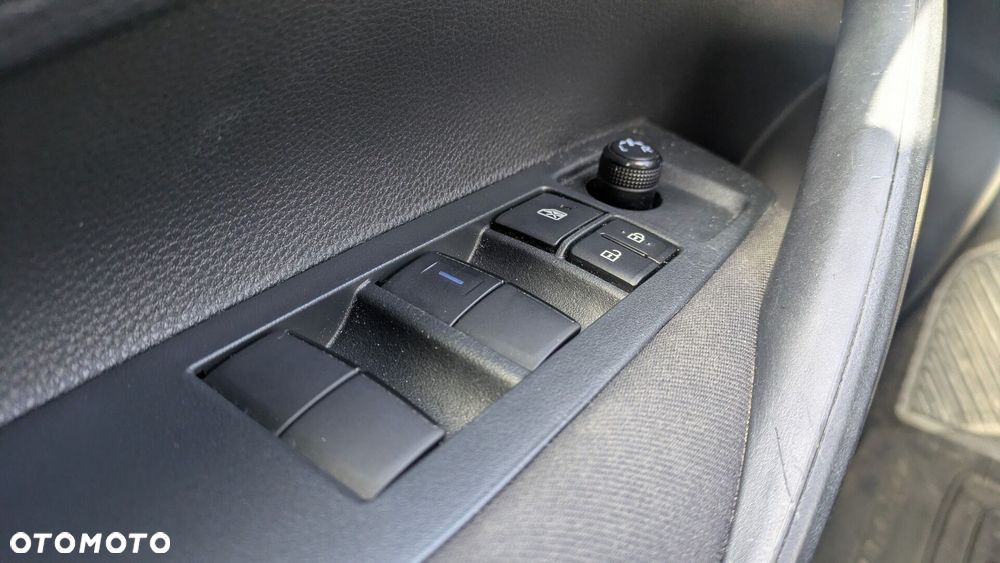 Toyota Corolla 1.8 Hybrid Active - 21