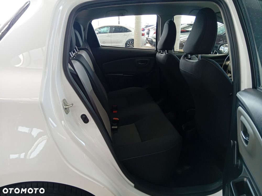 Toyota Yaris - 13