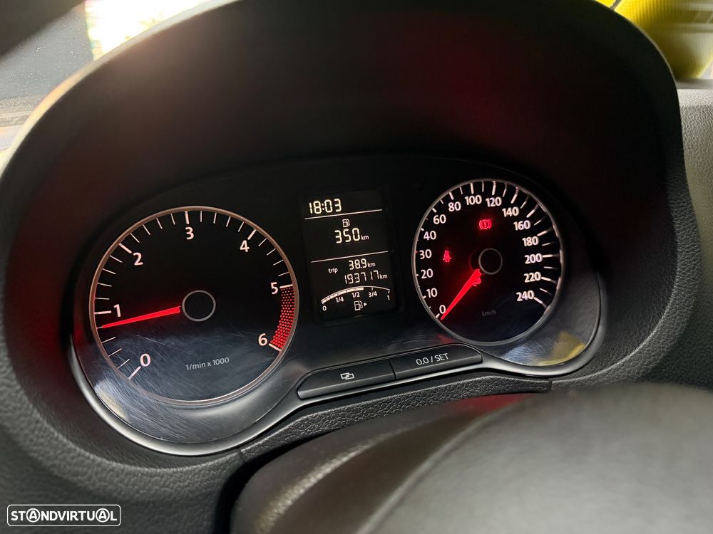 VW Polo 1.6 TDI Trendline - 17