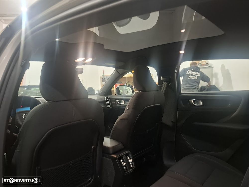 Volvo C40 Recharge 82 kWh Single M. Extended Range RWD Ultimate - 28