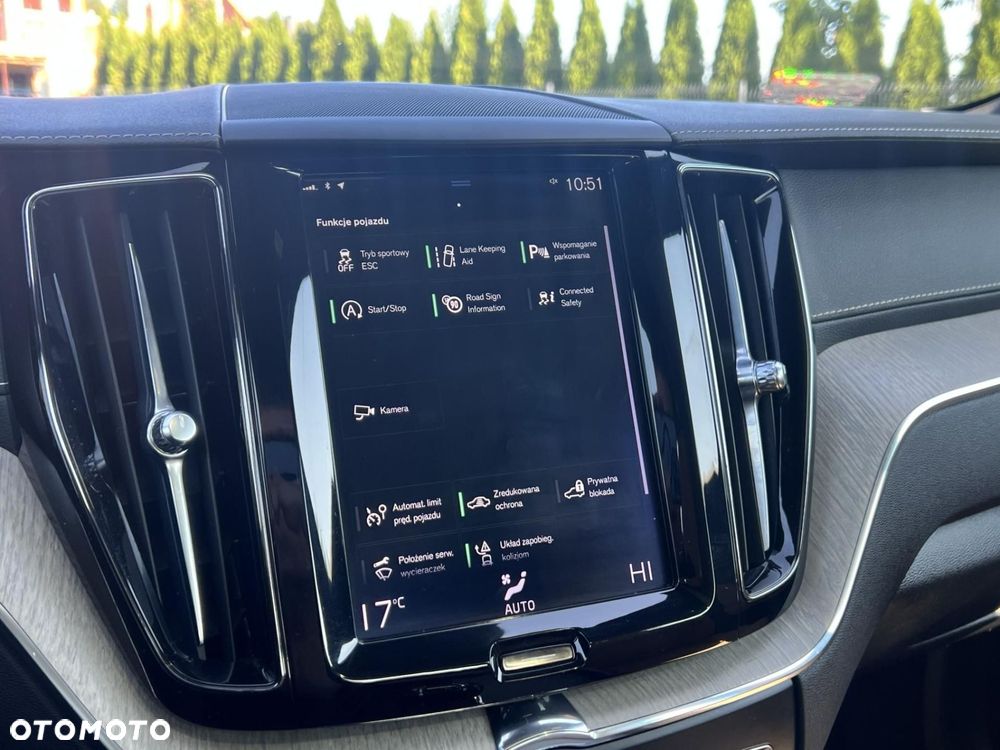 Volvo XC 60 - 24