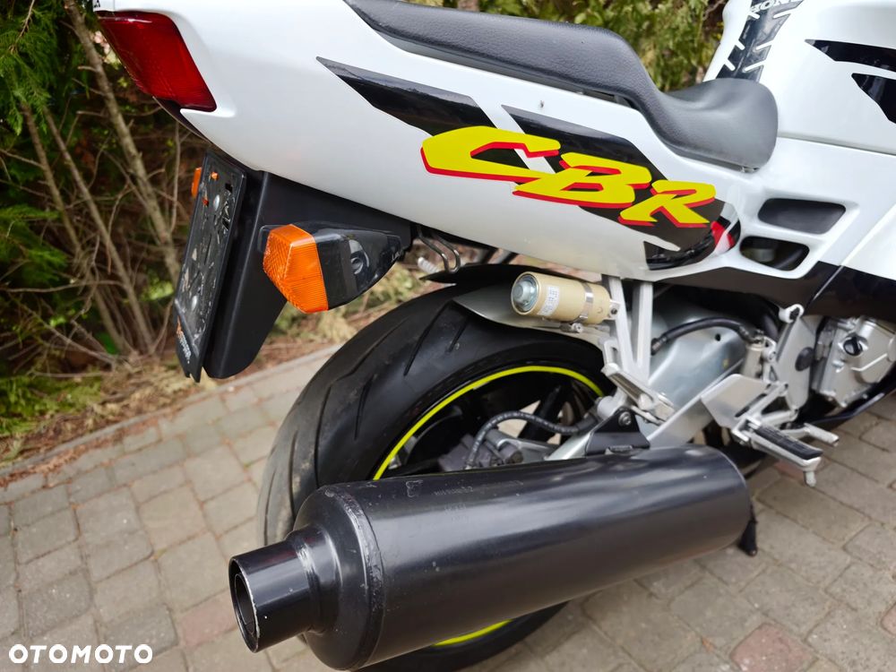 Honda CBR - 10