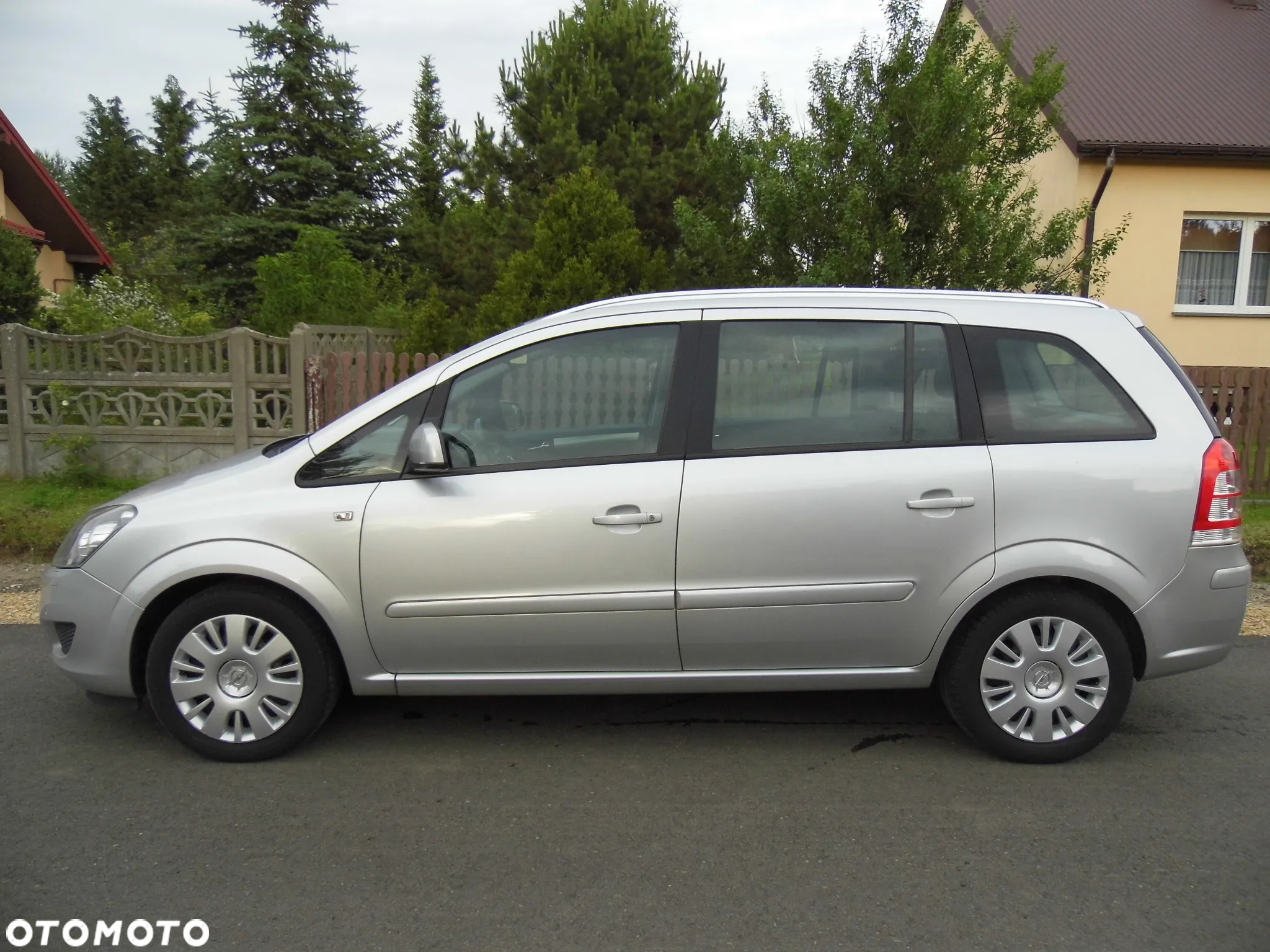 Opel Zafira 1.8 Design Edition - 11