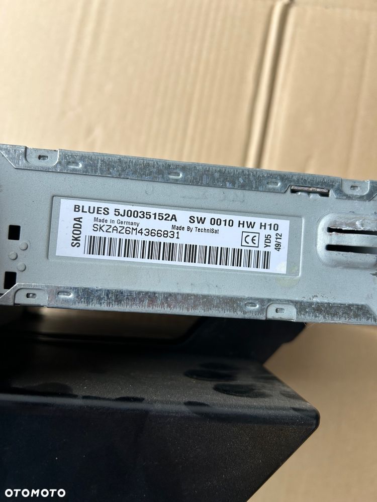 Skoda fabia II lift radio 5J0035152A - 5