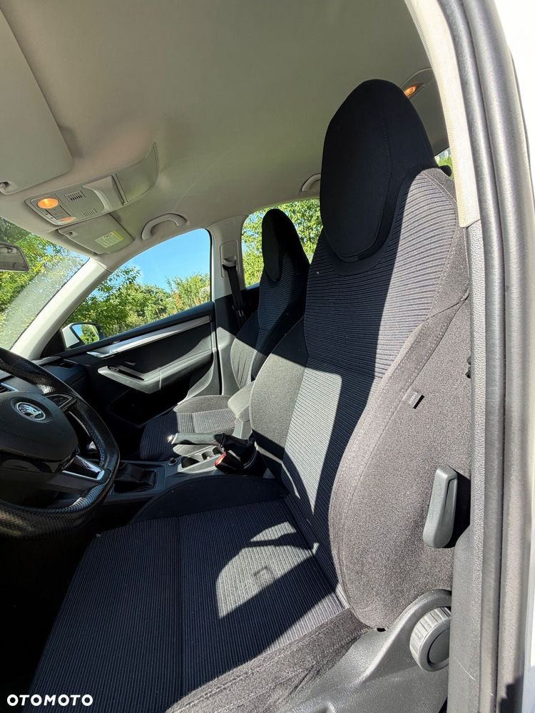 Skoda Octavia 1.4 TSI Ambition - 9