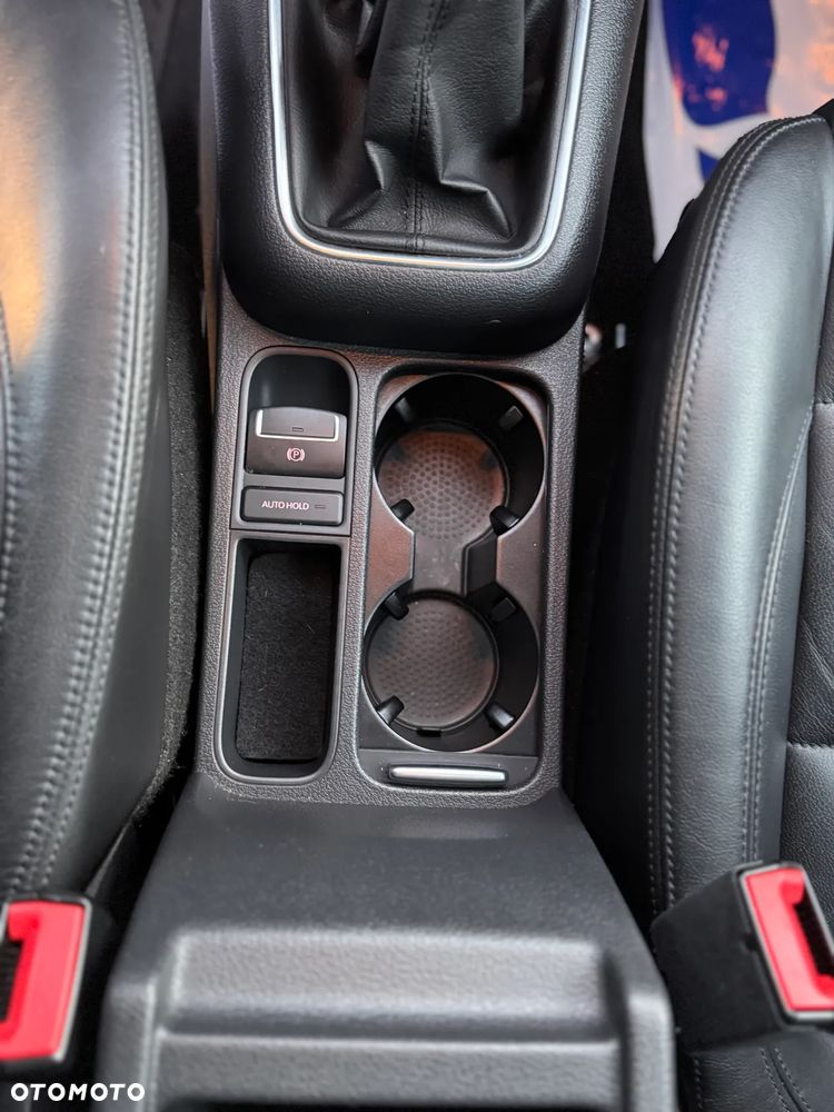 Volkswagen Tiguan 2.0 TDI 4Mot Perfectline R-Style - 25