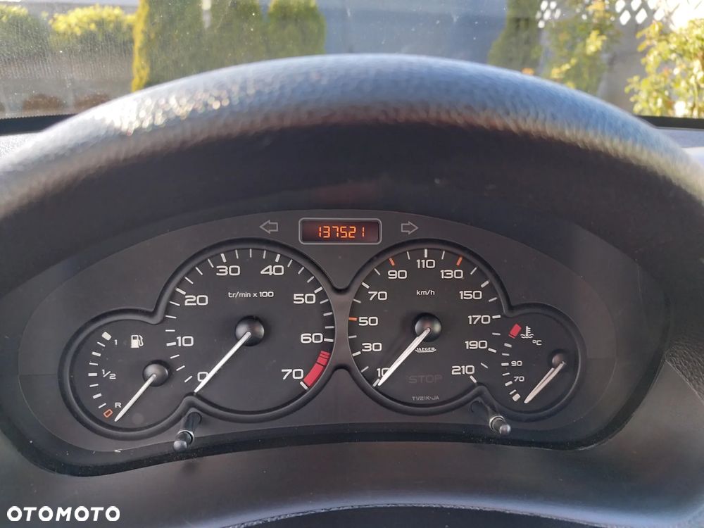 Peugeot 206 1.4 XT - 5