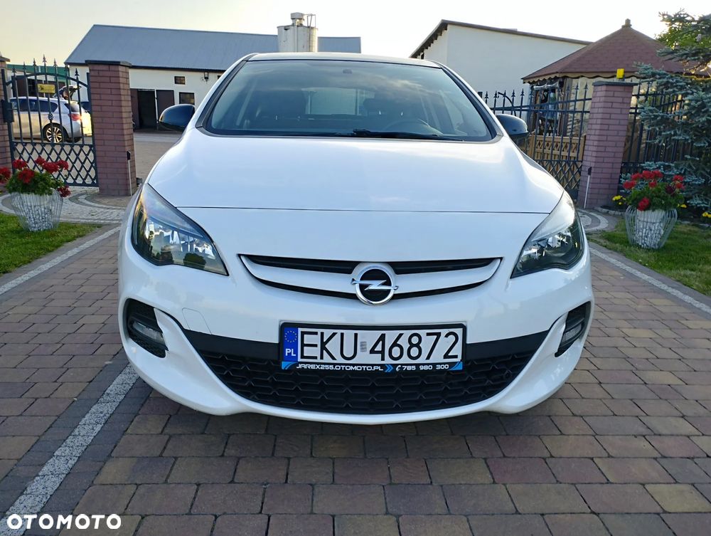 Opel Astra 1.4 Turbo - 11