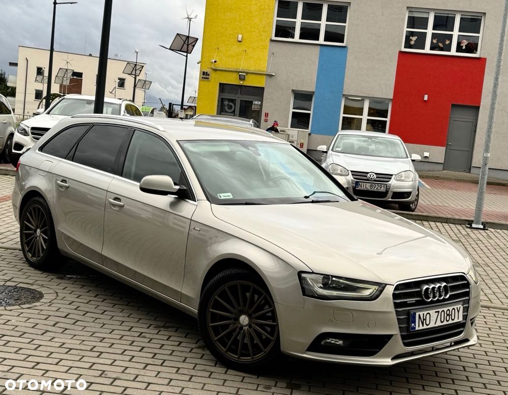 Audi A4 Avant - 19
