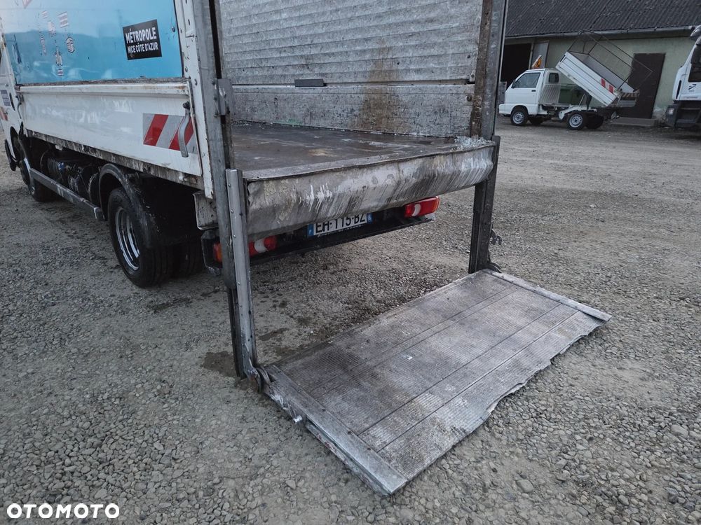 Renault Maxity Cabstar - 32