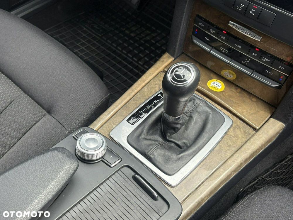 Mercedes-Benz Klasa E - 18