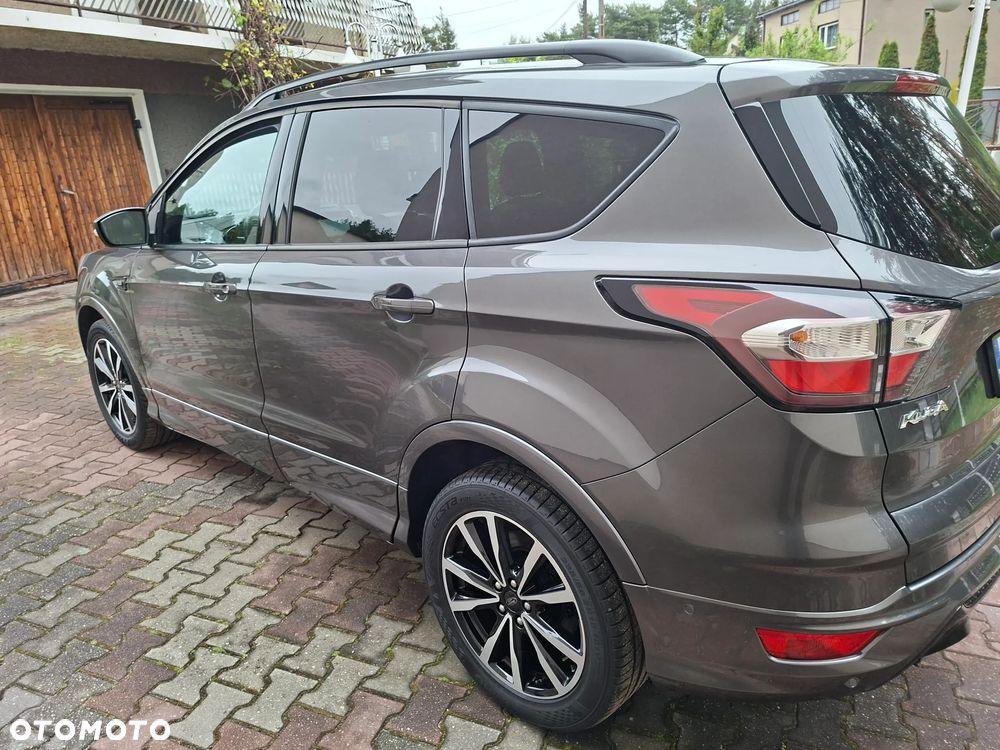 Ford Kuga 1.5 EcoBoost 2x4 ST-Line - 18