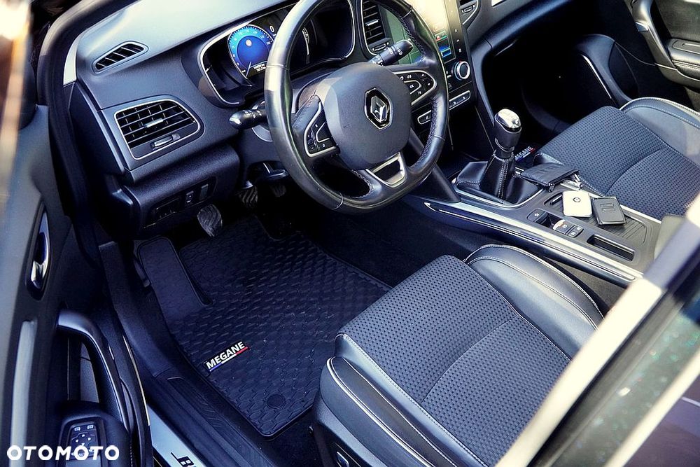 Renault Megane ENERGY dCi 130 BOSE EDITION - 30