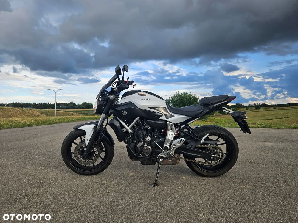Yamaha MT - 8