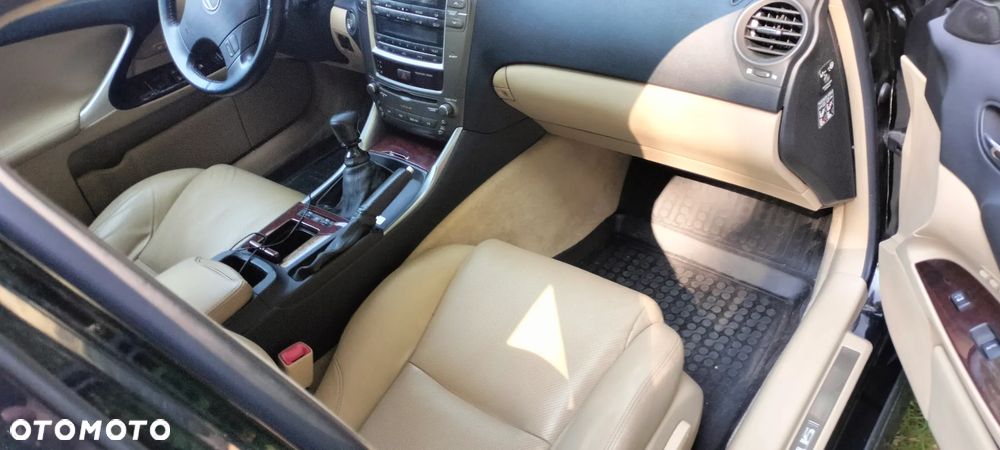 Lexus IS 250 Prestige - 13
