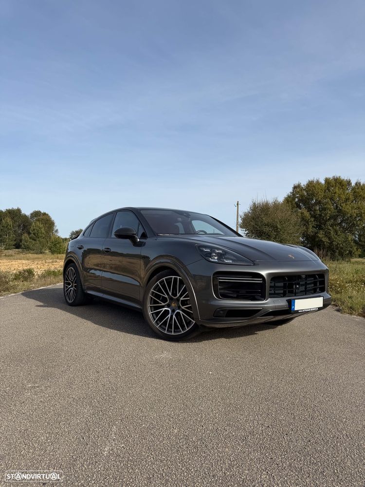 Porsche Cayenne Coupé Turbo S E-Hybrid Tiptronic S - 4