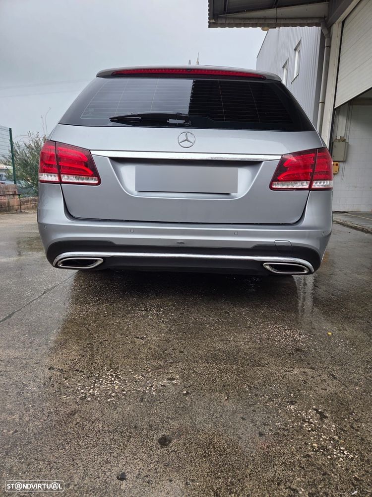 Mercedes-Benz E 300 - 4