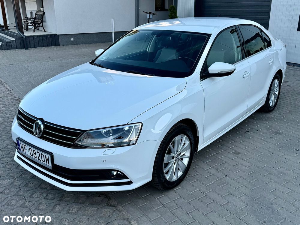 Volkswagen Jetta 1.4 TSI BMT Highline - 1