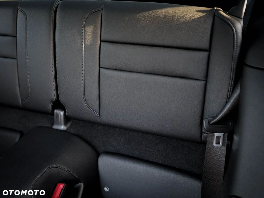 Porsche 911 Carrera 4S - 27