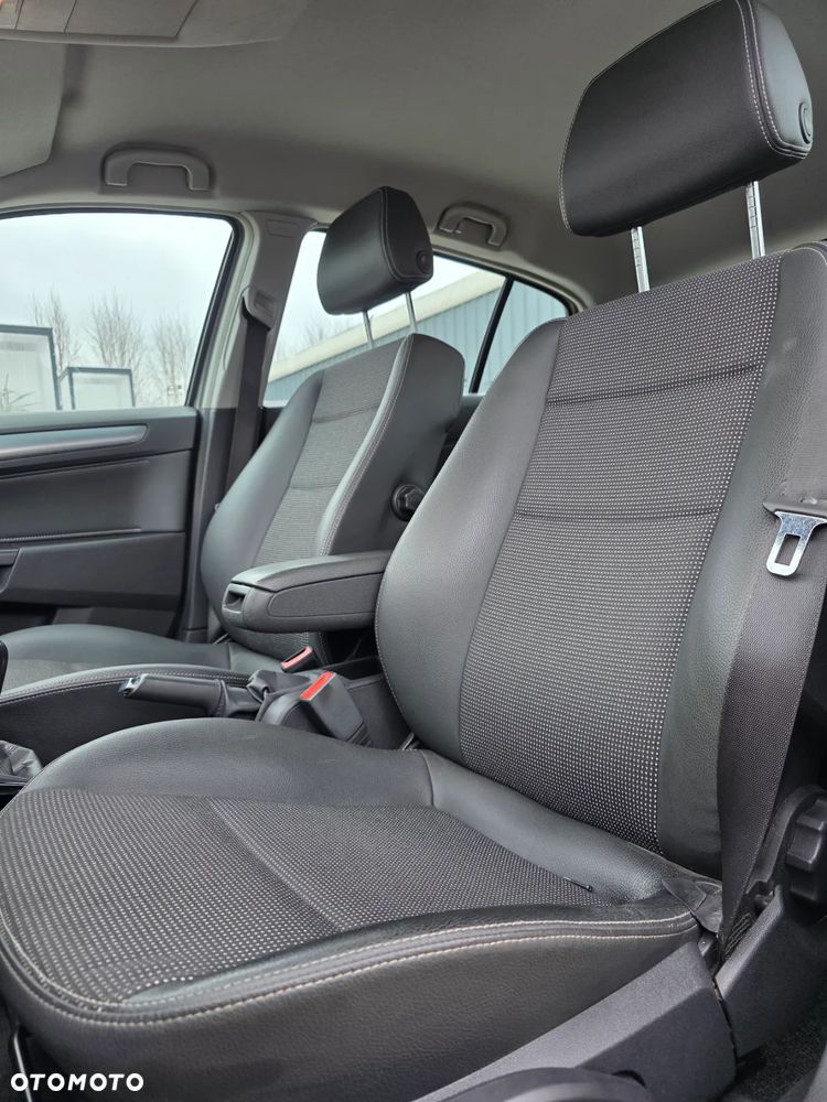 Opel Astra 1.7 CDTI DPF Sport - 12