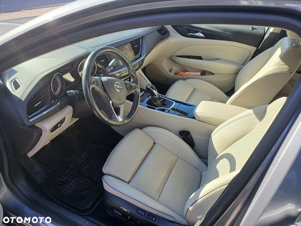 Opel Insignia 1.5 T Enjoy S&S Eco - 24