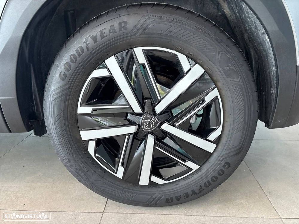 Peugeot e-2008 54 kWh Style - 11