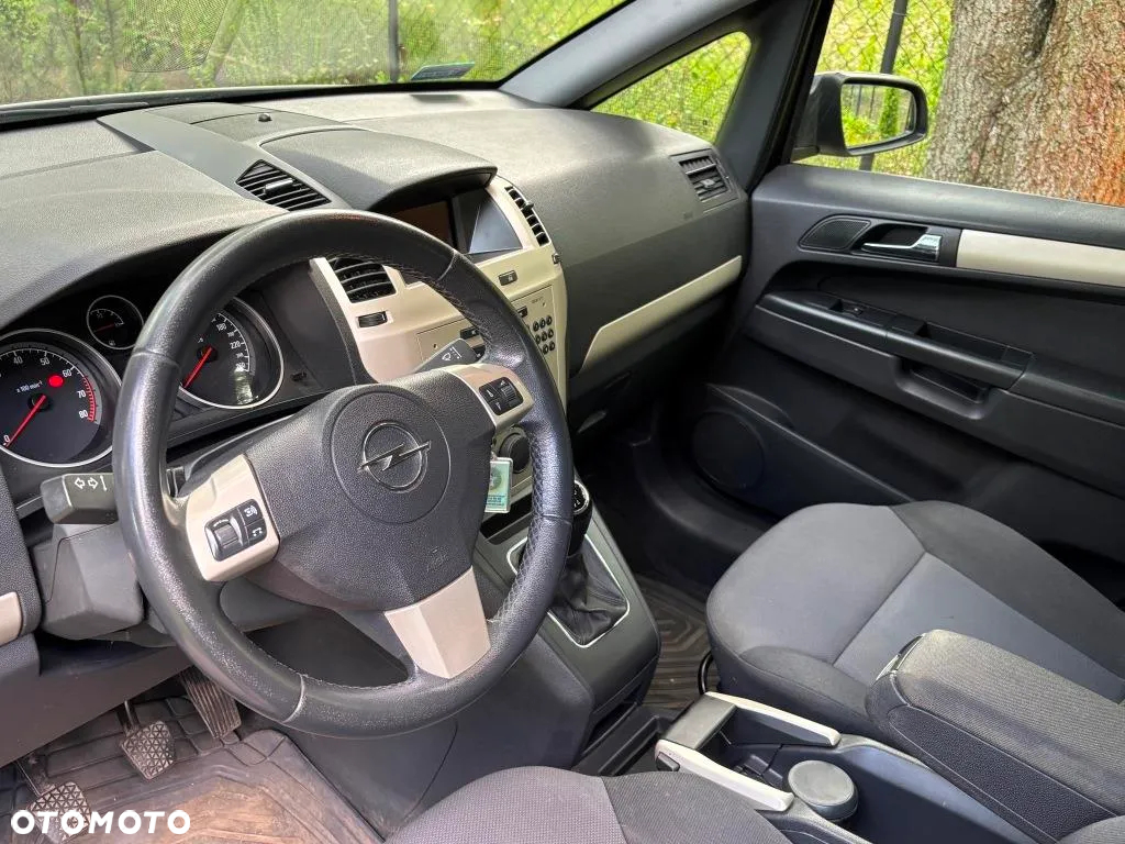 Opel Zafira 1.8 Enjoy - 9