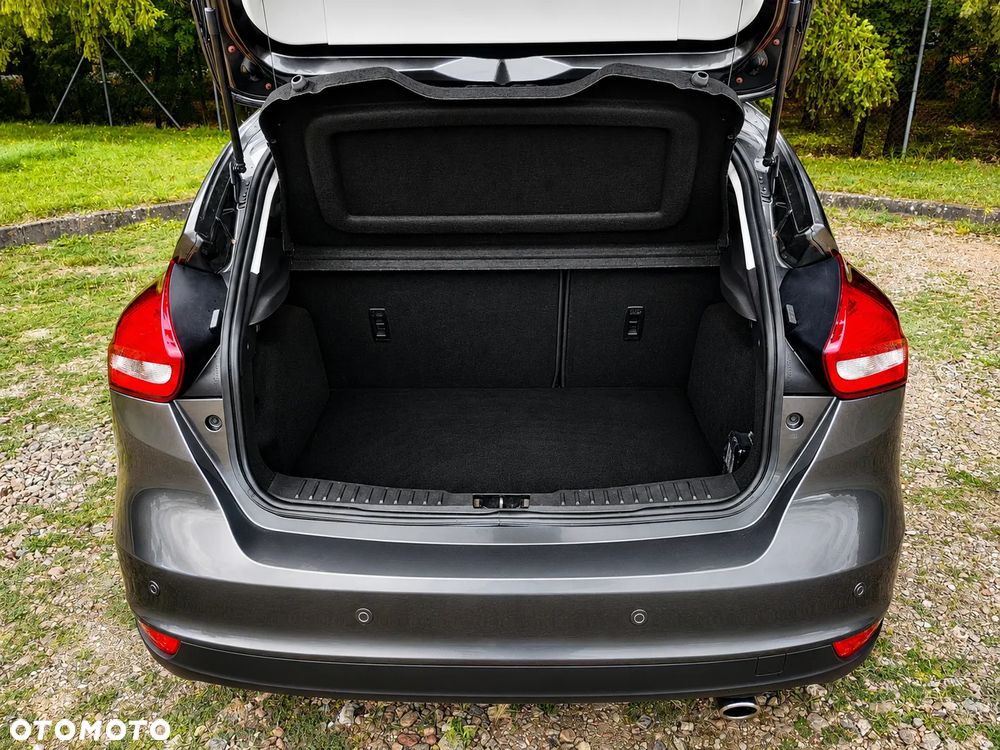 Ford Focus 1.5 EcoBoost Titanium ASS - 6