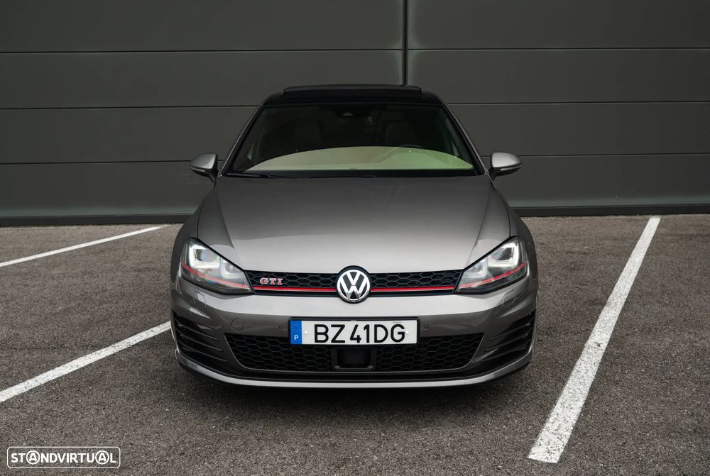 VW Golf 2.0 TSi GTi DSG Performance - 2