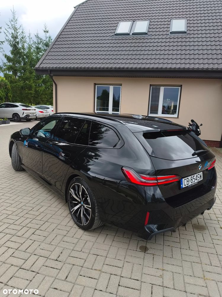 BMW Seria 5 520d xDrive mHEV - 17