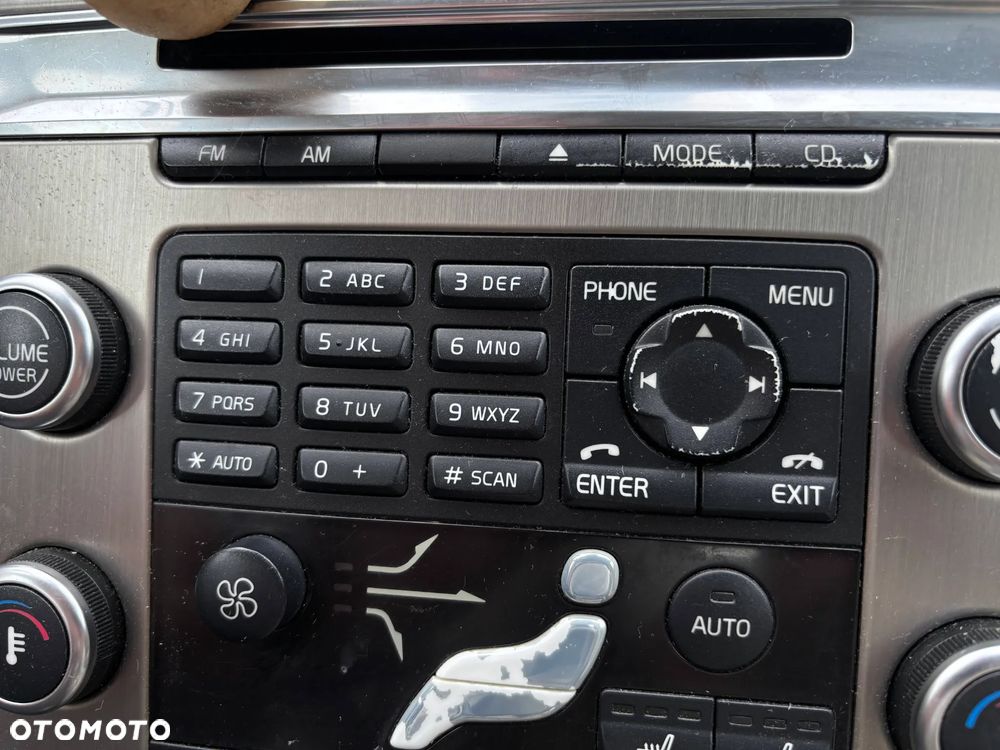 Volvo XC 60 - 4