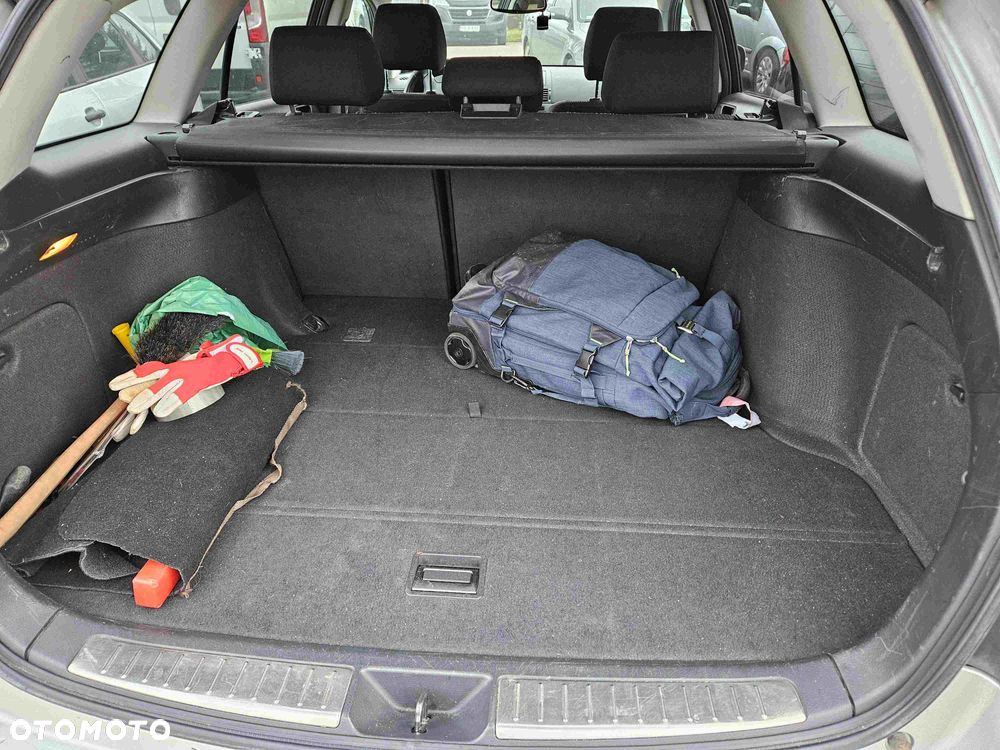 Toyota Avensis 1.8 VVT-i Sol - 7