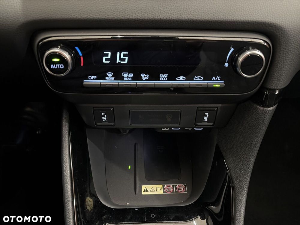 Toyota Yaris Hybrid 1.5 Style - 18
