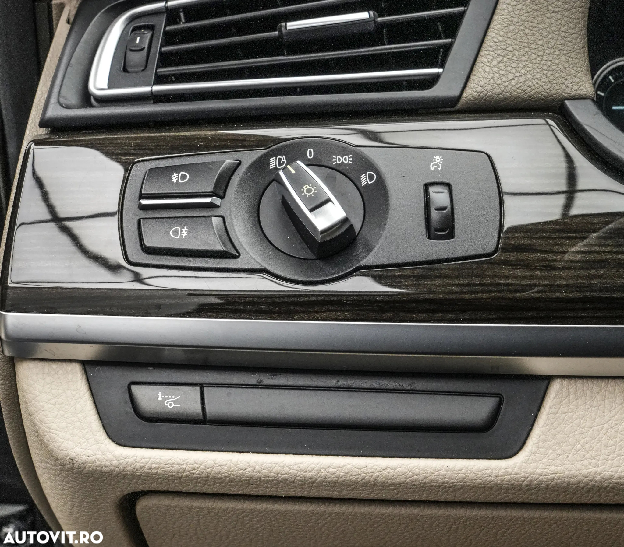BMW Seria 7 730d xDrive - 27