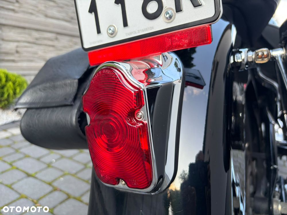 Harley-Davidson Softail Springer Classic - 22