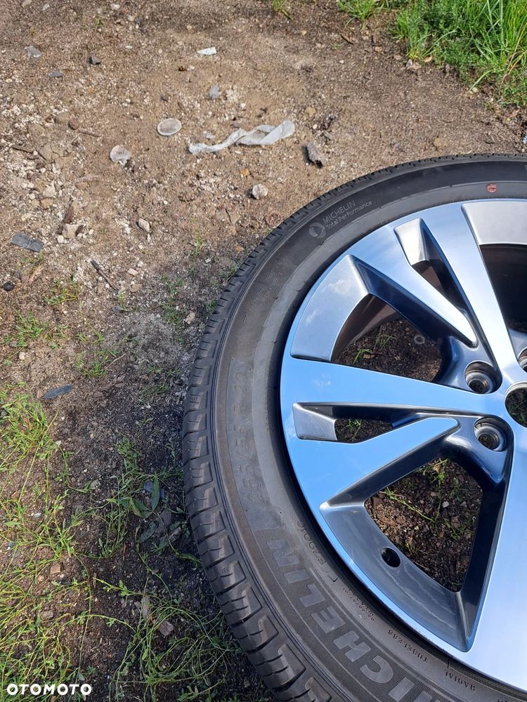 Felga aluminiowa z oponą Ford Explorer VI 20 Cali 8.0Jx20 ET 37.5 LB5C-1007-F1B 20x8.0J+37.5MM Michelin Primacy A/S 255/55R20 110V DOT 3920 - 11