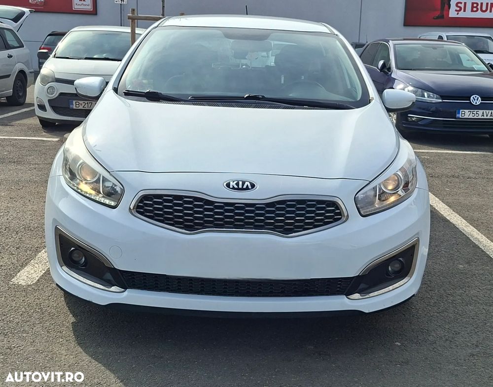 Kia Ceed - 1