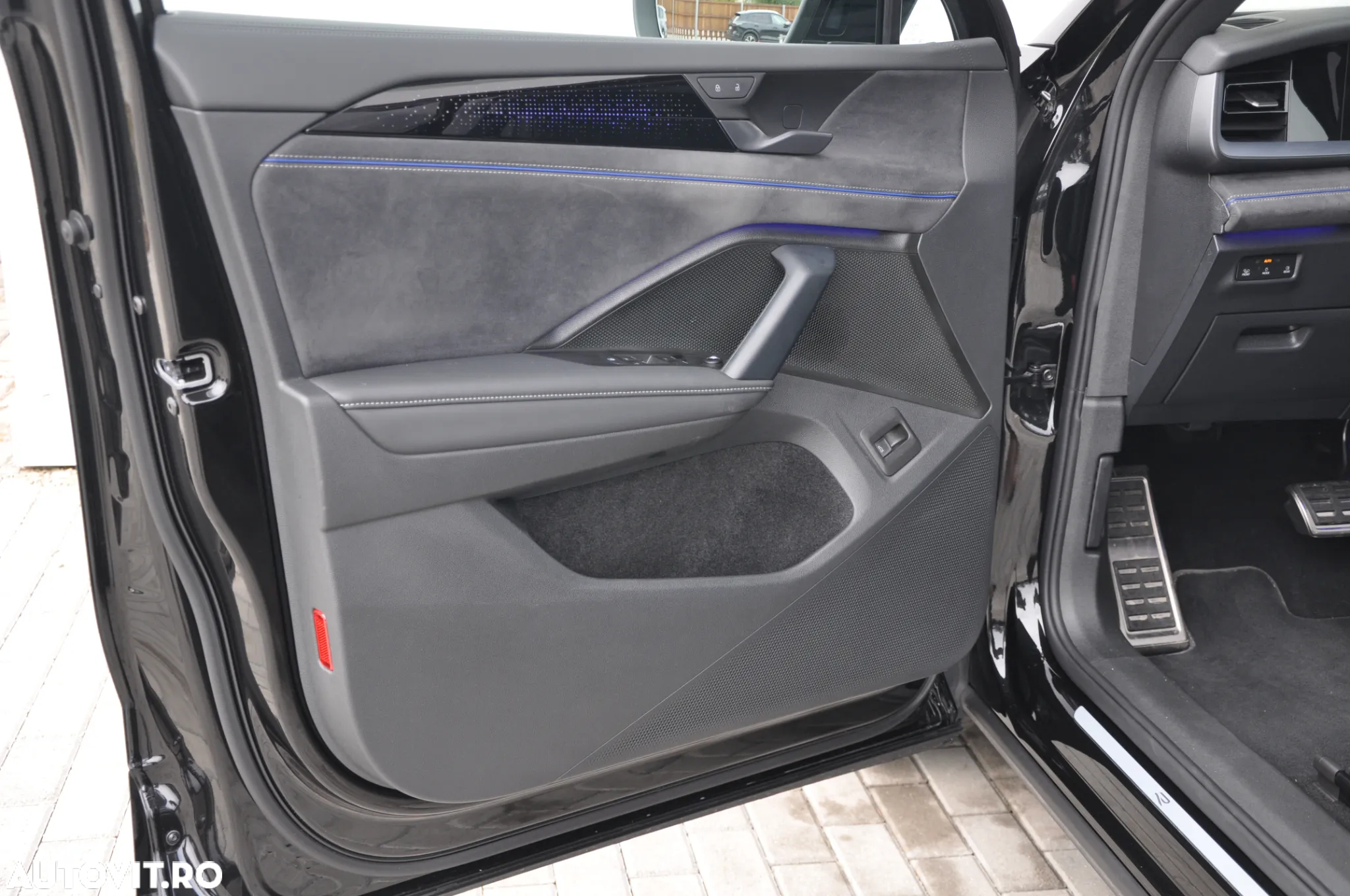 Volkswagen Tayron 2.0 TDI 4Motion DSG R-Line - 12