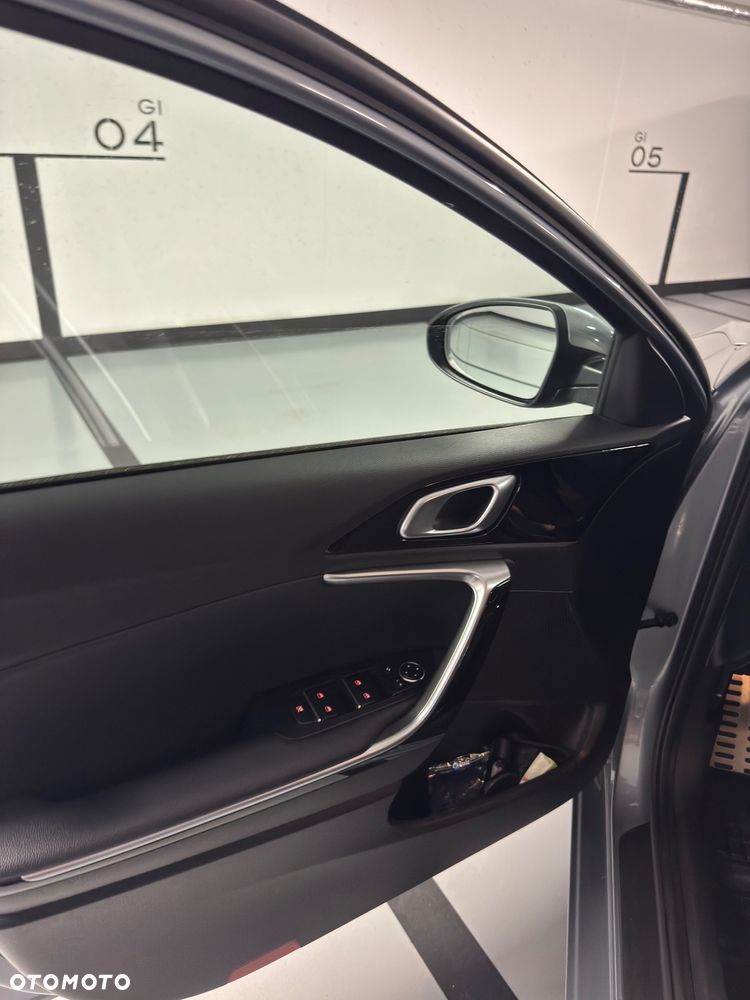 Kia Ceed 1.5 T-GDI Business Line - 8