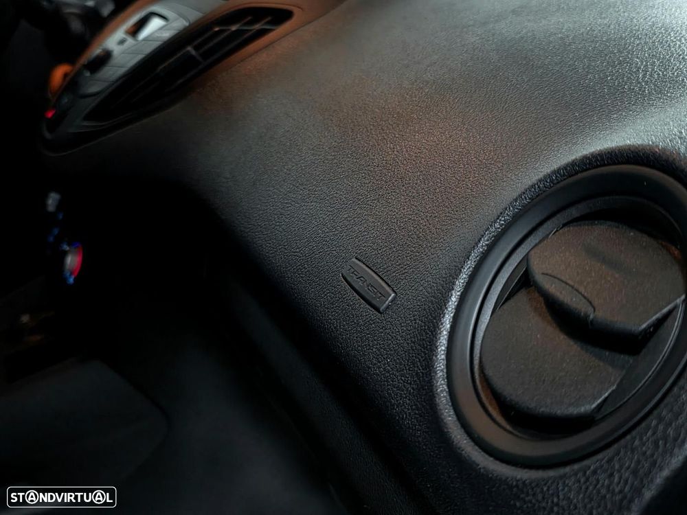 Ford Transit COURIER VAN - 20