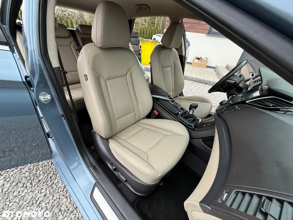 Hyundai i40 Kombi 1.7 CRDi Premium - 27