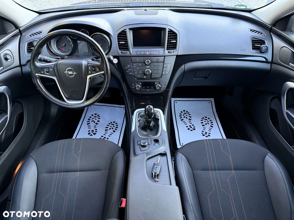 Opel Insignia 2.0 CDTI 150 Jahre - 12