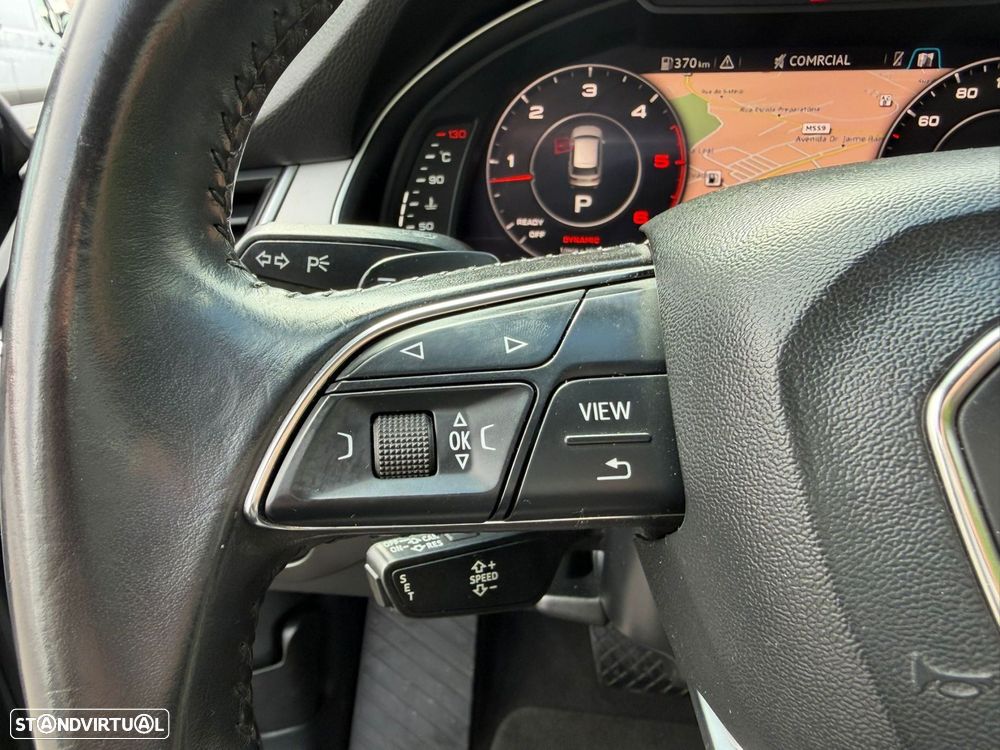 Audi Q7 3.0 TDI quattro tiptronic 7L - 28