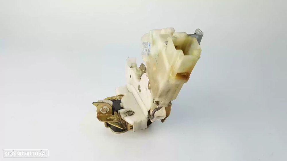 FECHADURA PORTA TRASEIRA DIREITA NISSAN TERRANO II 2002 -8255250J01 - 2