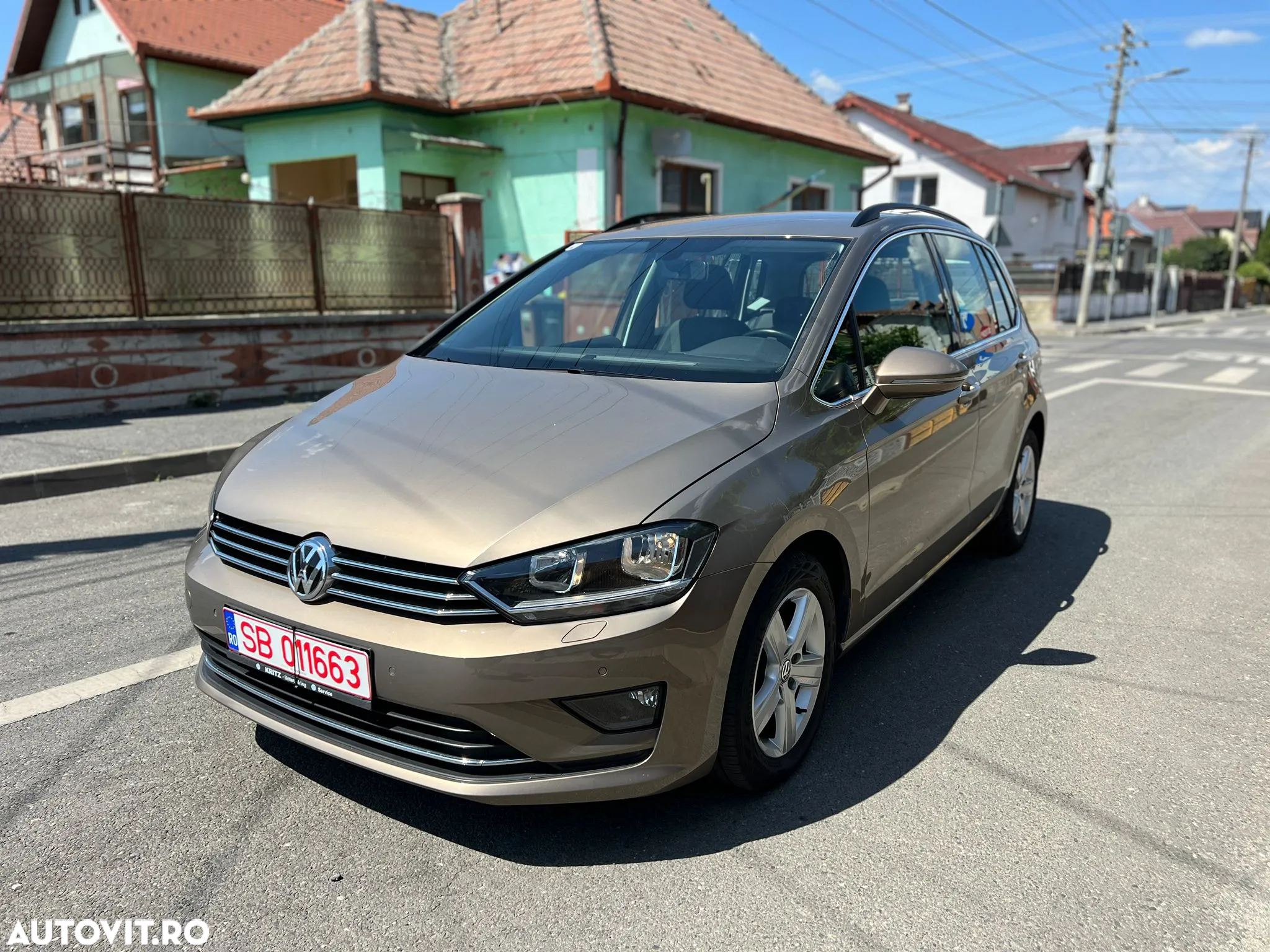 Volkswagen Golf Sportsvan 1.6 TDI BlueMotion Comfortline - 2