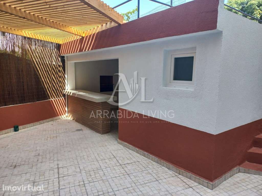 T2 +1 - C/ Quintal - Tebaida - Setúbal - Grande imagem: 2/18