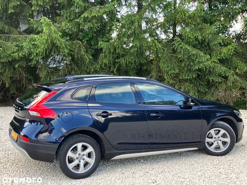 Volvo V40 Cross Country D2 Linje Svart - 11